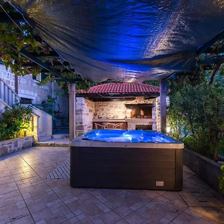 Casa de Férias Seafront W Jacuzzi 5 Meters From